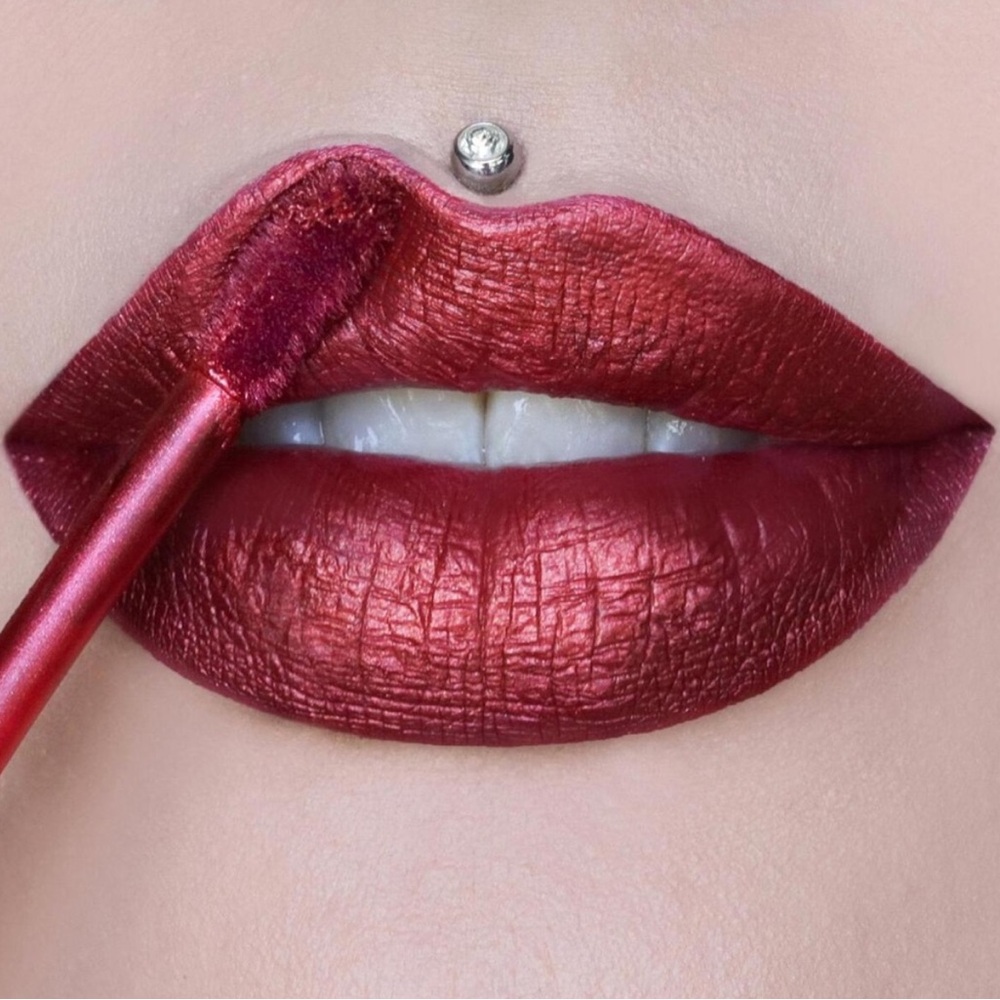Jeffree Star Poinsettia Velour Liquid Lipstick NIB